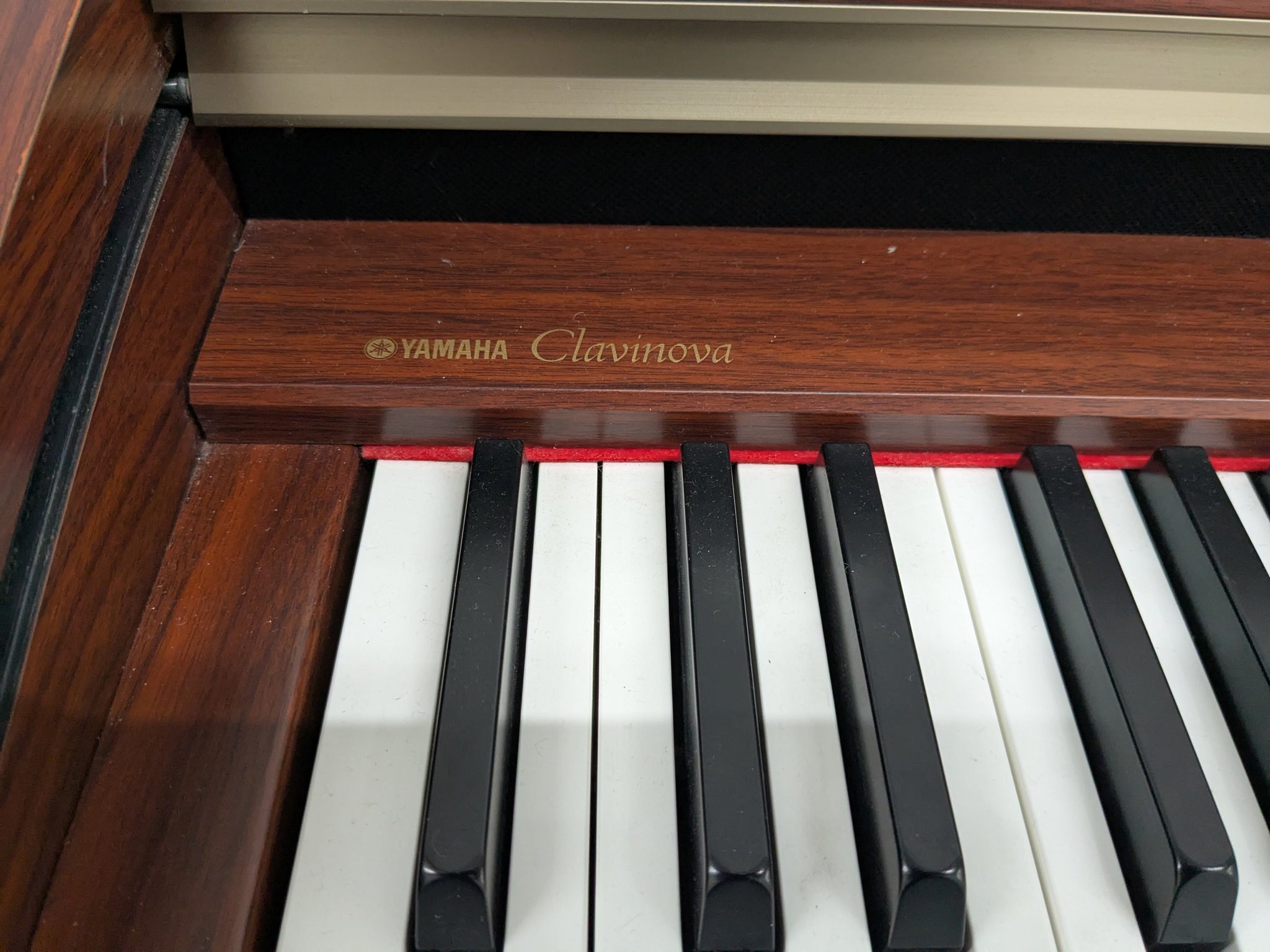 鍵盤楽器 HurricaneYAMAHA Clavinova CLP-230 Clavinova CLP-230 - Yamaha Clavinova CLP-230 - Audiofanzine
