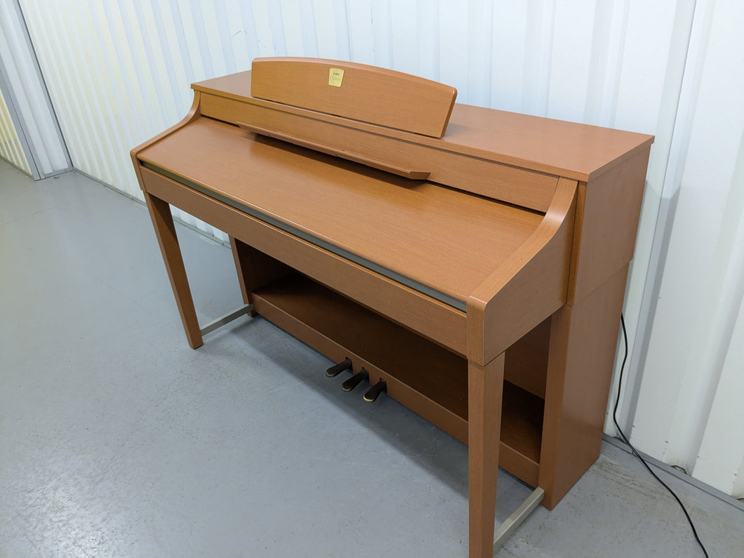 YAMAHA CLAVINOVA CLP-370c DIGITAL PIANO + STOOL in cherry wood stock nr 25342