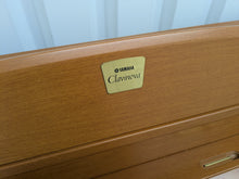 Load image into Gallery viewer, YAMAHA CLAVINOVA CLP-370c DIGITAL PIANO + STOOL in cherry wood stock nr 25342

