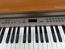Load image into Gallery viewer, YAMAHA CLAVINOVA CLP-370c DIGITAL PIANO + STOOL in cherry wood stock nr 25342
