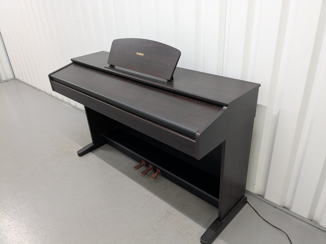 Yamaha Arius YDP-121 Digital Piano in dark rosewood stock nr 25365
