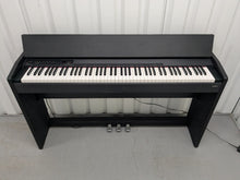 Load image into Gallery viewer, Roland F110 compact slim size Digital Piano in black  stock # 25364

