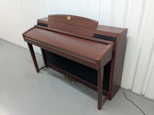 Load image into Gallery viewer, YAMAHA CLAVINOVA CLP-270 DIGITAL PIANO IN MAHOGANY FINISH stock #25356
