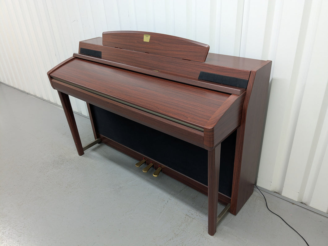 YAMAHA CLAVINOVA CLP-270 DIGITAL PIANO IN MAHOGANY FINISH stock #25356