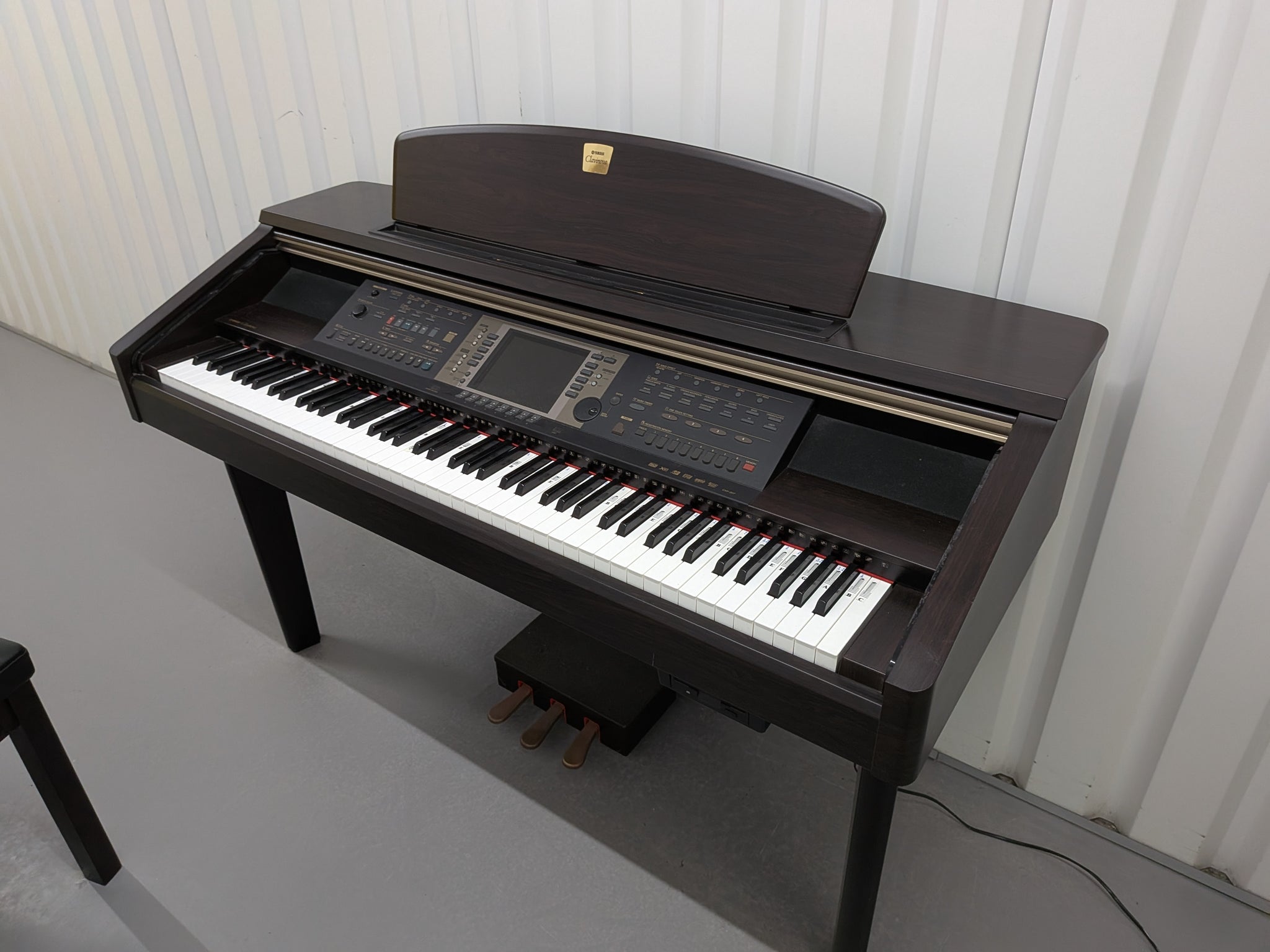Yamaha Clavinova CVP-207 digital piano / arranger in rosewood 