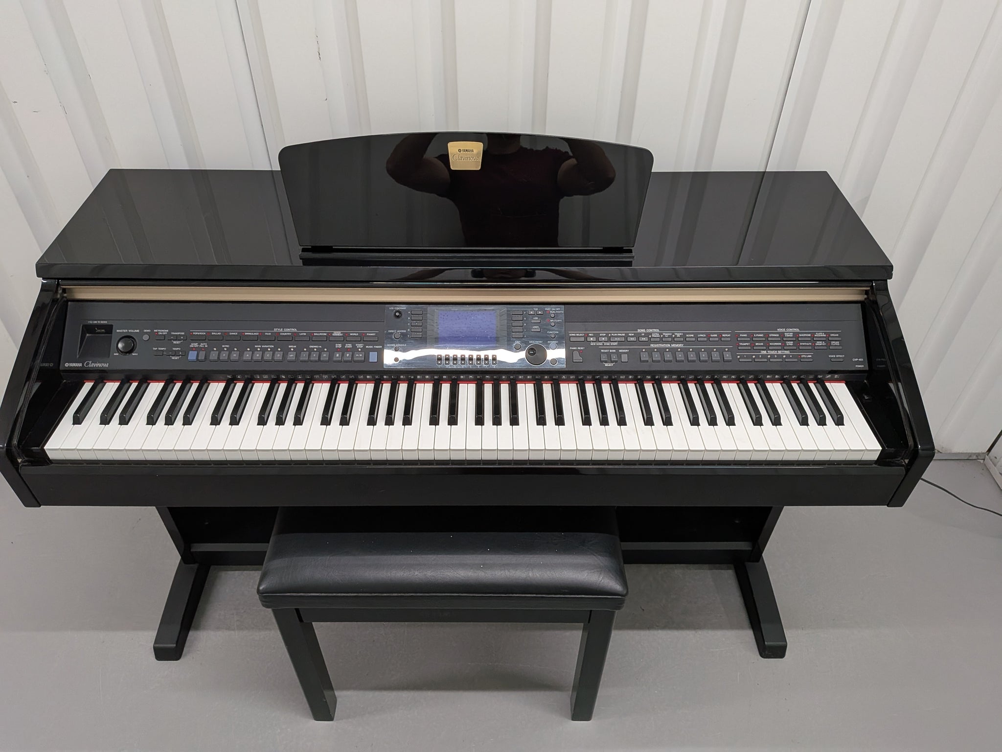 Yamaha Clavinova CVP-401 Digital Piano / arranger in glossy black