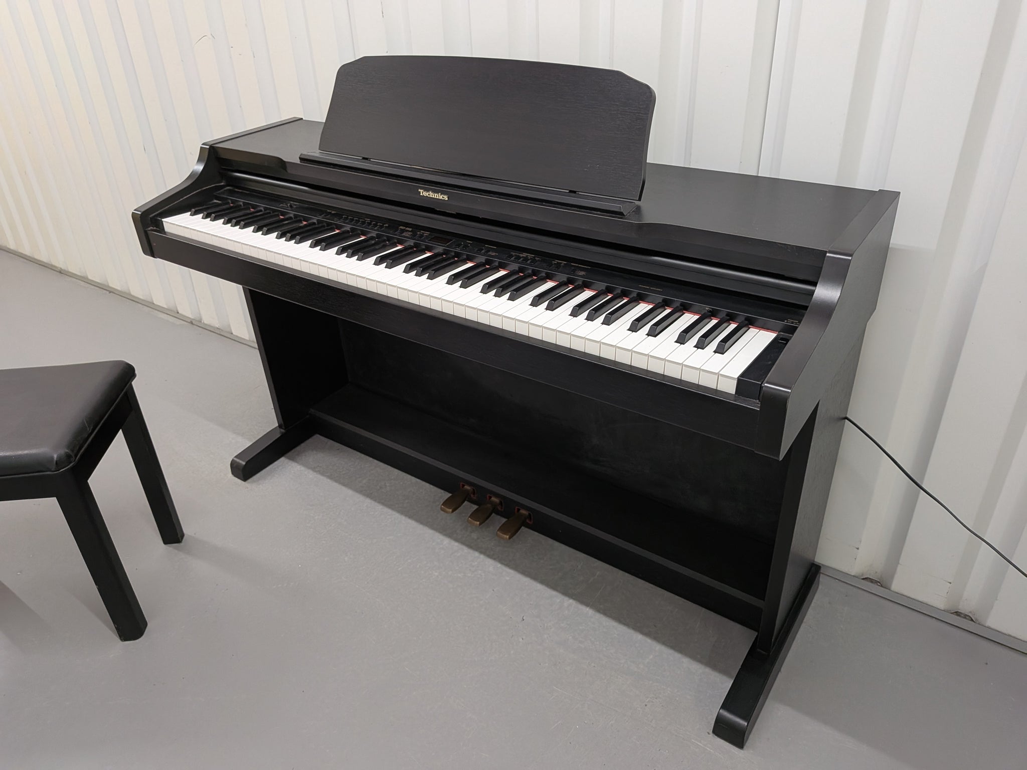 TECHNICS SX-PX552 DIGITAL PIANO AND STOOL IN SATING BLACK stock