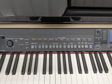 Load image into Gallery viewer, Yamaha Clavinova CVP-401 Digital Piano / arranger in glossy black stock nr 25412
