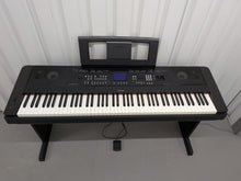Load image into Gallery viewer, Yamaha DGX-650 in black 88 Weighted Keys Portable Grand stock #25441
