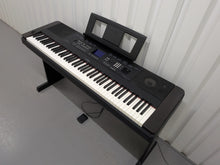 Load image into Gallery viewer, Yamaha DGX-650 in black 88 Weighted Keys Portable Grand stock #25441
