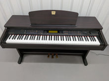 Load image into Gallery viewer, Yamaha Clavinova CVP-202 Digital Piano arranger Full Size 88 keys stock nr 25450
