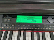 Load image into Gallery viewer, Yamaha Clavinova CVP-202 Digital Piano arranger Full Size 88 keys stock nr 25450

