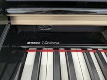 Load image into Gallery viewer, YAMAHA CLAVINOVA CLP-380PE DIGITAL PIANO + STOOL GLOSSY BLACK stock nr 25463
