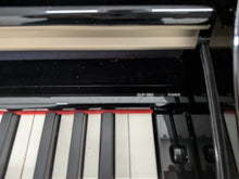 Load image into Gallery viewer, YAMAHA CLAVINOVA CLP-380PE DIGITAL PIANO + STOOL GLOSSY BLACK stock nr 25463
