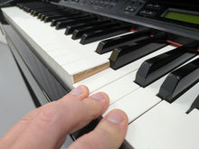 Load image into Gallery viewer, YAMAHA CLAVINOVA CLP-380PE DIGITAL PIANO + STOOL GLOSSY BLACK stock nr 25463
