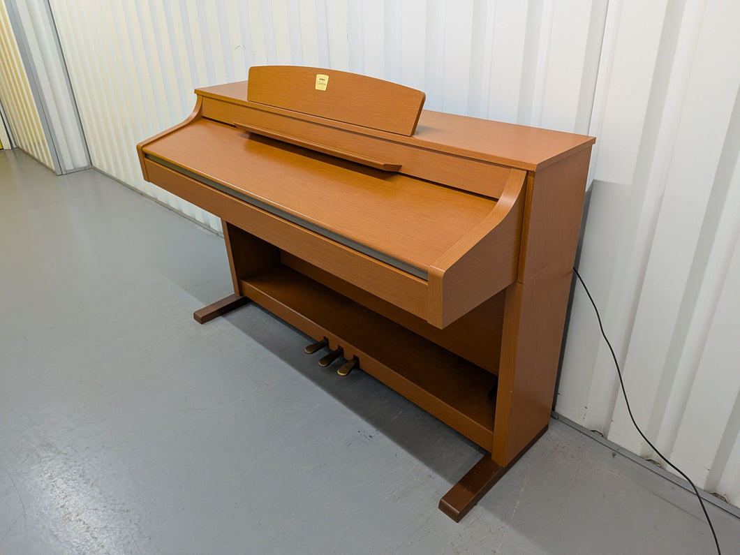 Yamaha Clavinova CLP-330C Digital Piano in cherry wood stock nr 25530