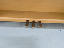 Load image into Gallery viewer, Yamaha Arius YDP-162 Digital Piano cherry / oak clavinova keyboard stock # 25539
