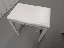 Load image into Gallery viewer, Kawai ES7 88 Key professional Piano + stand +stool + 3 pedals stock #25585
