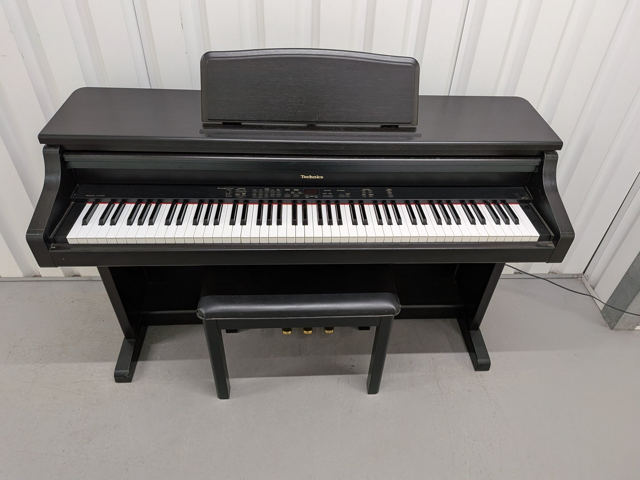 TECHNICS SX-PX207 DIGITAL PIANO FULL SIZE 88 WEIGHTED KEYS, stock