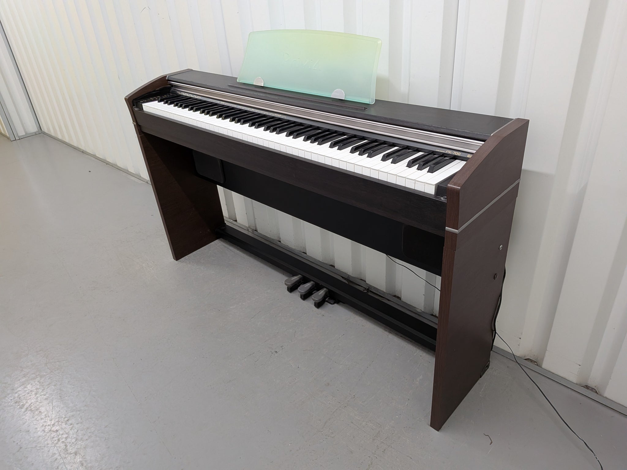 Casio Privia PX-700 Slim Digital Piano in rosewood space saving 