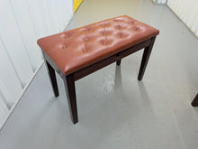 Load image into Gallery viewer, Yamaha Clavinova CLP-280 in Polished Mahogany with matching stool stock nr 26043
