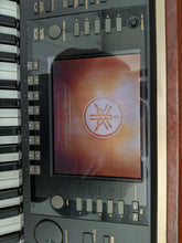 Load image into Gallery viewer, YAMAHA CLAVINOVA CVP-307 DIGITAL PIANO ARRANGER IN MAHOGANY STOCK #26068
