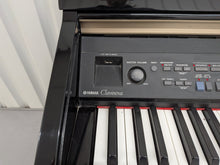 Load image into Gallery viewer, Yamaha Clavinova CVP-401 Digital Piano / arranger in glossy black stock nr 26075
