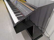 Load image into Gallery viewer, Yamaha Clavinova CVP-401 Digital Piano / arranger in glossy black stock nr 26075
