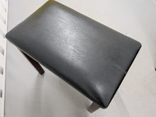 Load image into Gallery viewer, Yamaha Clavinova CLP-170 Digital Piano in mahogany colour stock #26092
