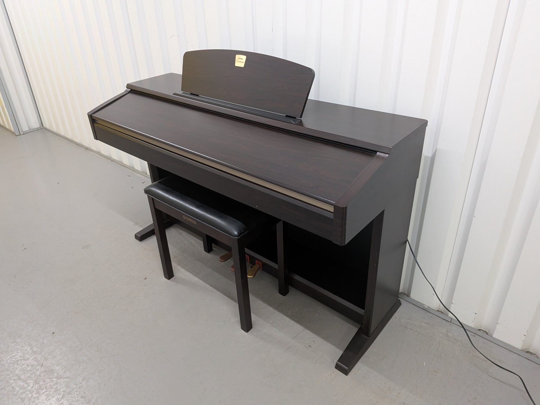 Yamaha Clavinova CLP-120 Digital Piano and stool in dark rosewood