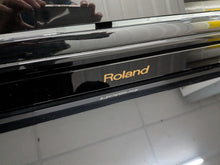 Load image into Gallery viewer, Roland HP506 Digital Piano glossy black wooden action keys + stool Stock nr 26124
