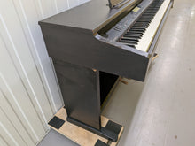 Load image into Gallery viewer, Yamaha Clavinova CVP-92 Digital Piano / arranger in rosewood stock nr 26130
