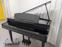 Load image into Gallery viewer, Yamaha Clavinova CLP-465GP in polished glossy black + stool. stock number 26134
