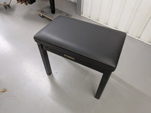 Load image into Gallery viewer, Yamaha Clavinova CLP-465GP in polished glossy black + stool. stock number 26134
