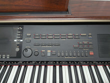 Load image into Gallery viewer, YAMAHA CLAVINOVA CVP-307 DIGITAL PIANO ARRANGER IN MAHOGANY STOCK #26146
