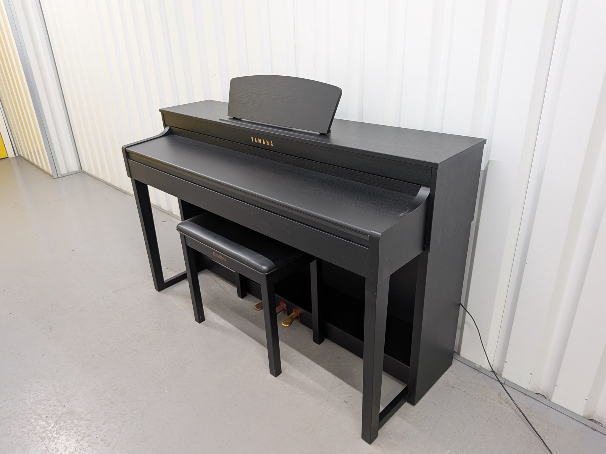 Yamaha Clavinova CLP-430 Digital Piano and stool in satin black