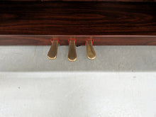 Load image into Gallery viewer, Yamaha Clavinova CLP-440 Digital Piano in mahogany stock no 26160
