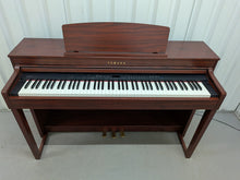 Load image into Gallery viewer, Yamaha Clavinova CLP-440 Digital Piano in mahogany stock no 26160
