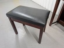 Load image into Gallery viewer, YAMAHA CLAVINOVA CLP-370M DIGITAL PIANO + STOOL IN MAHOGANY stock nr 26181

