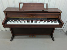 Load image into Gallery viewer, Yamaha Clavinova CLP-880 digital piano and stool in mahogany finish stock number 26206
