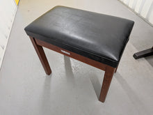Load image into Gallery viewer, Yamaha Clavinova CLP-860 Digital Piano and stool in mahogany stock # 26231
