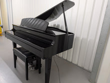 Load image into Gallery viewer, Yamaha Clavinova CLP-565GP in polished glossy black + matching stool #26266
