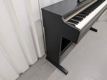 Load image into Gallery viewer, Yamaha Arius YDP-162 Digital Piano in satin black, clavinova keyboard stock #26261
