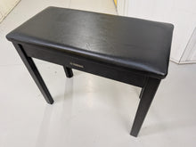 Load image into Gallery viewer, Yamaha Clavinova CLP-535 CLP-535PE Digital Piano in gloss black stock # 26309
