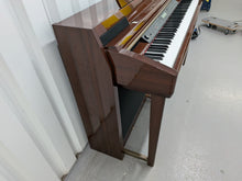 Load image into Gallery viewer, Yamaha Clavinova CLP-280 in Polished Glossy Mahogany finish stock nr 26386
