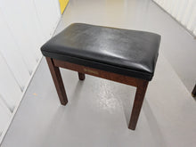 Load image into Gallery viewer, YAMAHA CLAVINOVA CVP-307 DIGITAL PIANO ARRANGER IN MAHOGANY STOCK #26399
