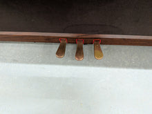 Load image into Gallery viewer, Yamaha Clavinova CLP-950 digital piano in mahogany stock #26383

