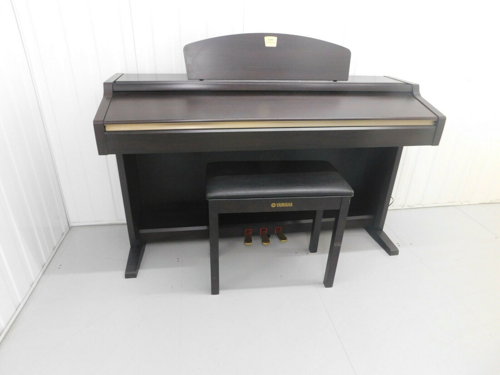 YAMAHA CLAVINOVA CLP-930 Digital Piano in rosewood, weighted keys