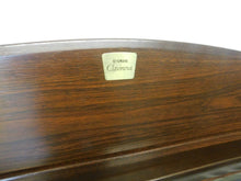 Load image into Gallery viewer, YAMAHA CLAVINOVA CLP-950 Digital Piano in mahogany with stool stock nr 22058
