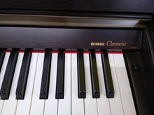 Load image into Gallery viewer, Yamaha Clavinova CLP-920 Digital Piano in rosewood, weighted keys stock nr 22041
